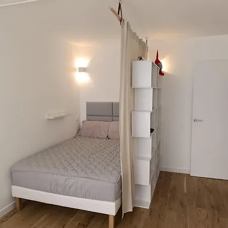 Moderne 15 *